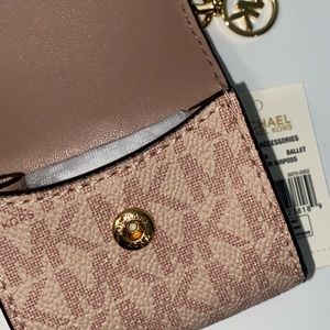 Michael Kors | Accessories | Michael Kors Airpods Pro Pink Logo Michael Kors | Accessories | Michael Kors Airpods Pro Pink Logo